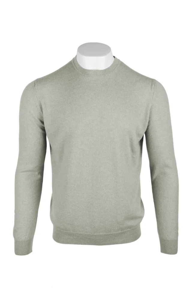 Putty grey plain cashmere crew-neck sweater with long sleeves and ribbed trims.